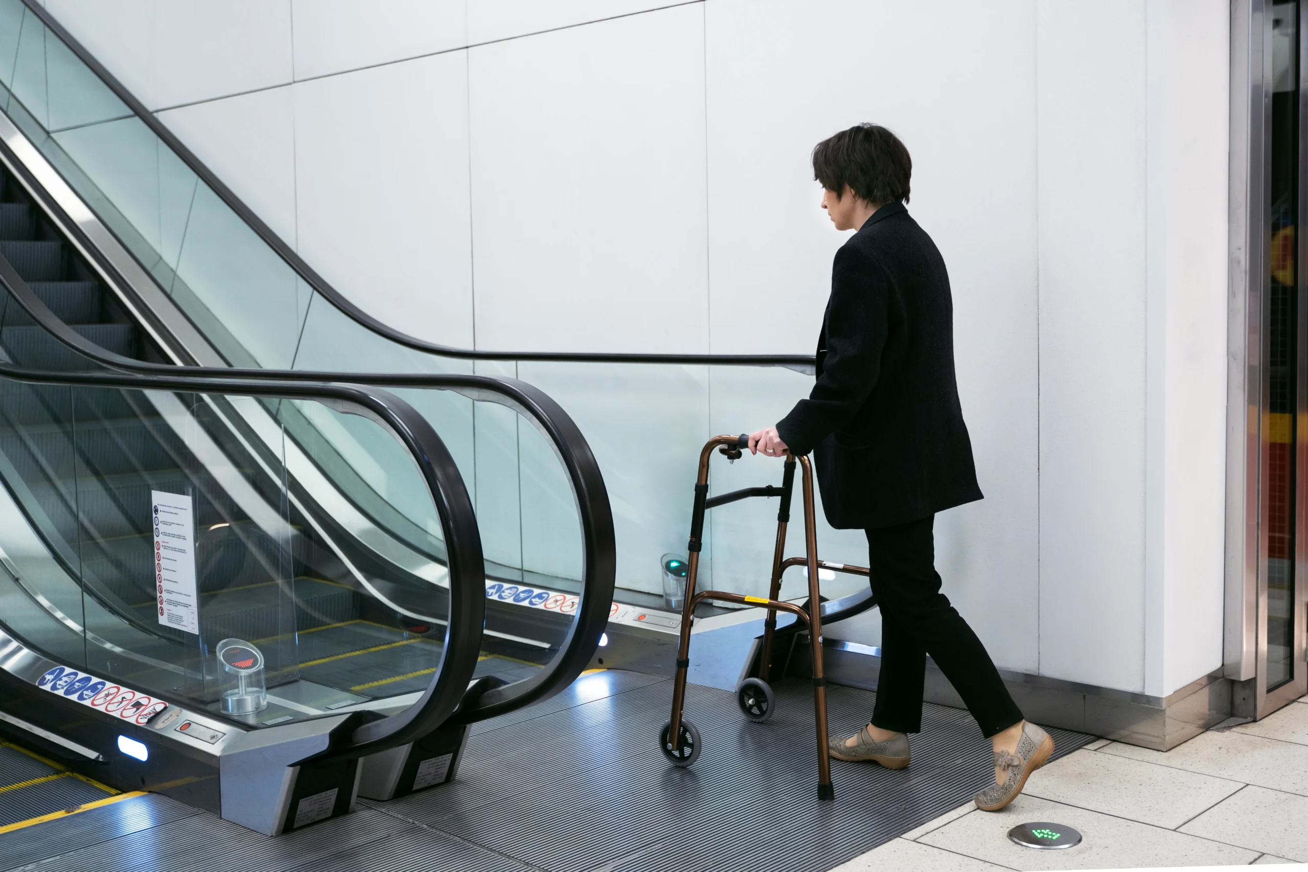 Hospital lift and Elevator for Hospital Installation, Hospital lift and Elevator for Hospital, Hospital lift and Elevator for Hospital Manufacturers by Relivo Elevators